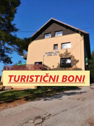 Planinski Dom Gore Aparthotel Dol pri Hrastniku Екстериор снимка